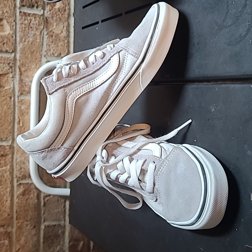 Vans off the wall classic lace up sneaker